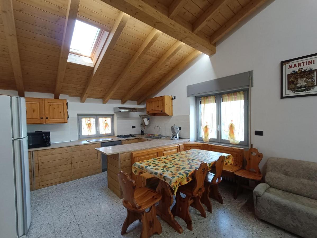 Casa Le Fornaci Apartment Ispra Luaran gambar